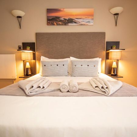 Meadowbrook Guesthouse Претория Екстериор снимка